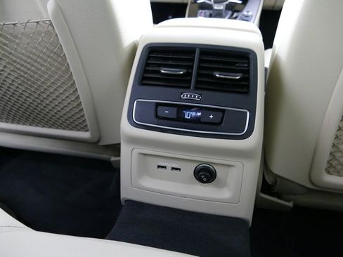 Used 2022 Audi A5 2.0T Premium Plus w/ Premium Plus image 6