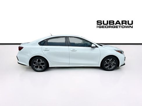 Used 2019 Kia Forte LXS FWD image 8