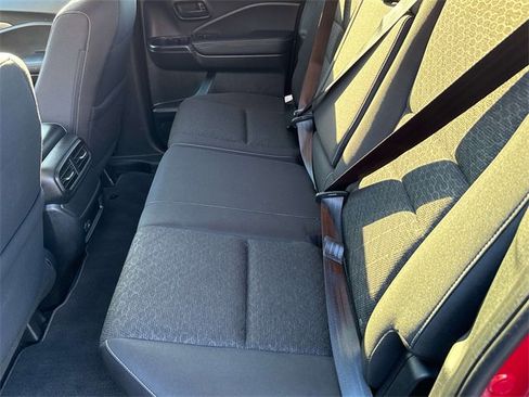 Used 2025 Honda Ridgeline Sport image 14