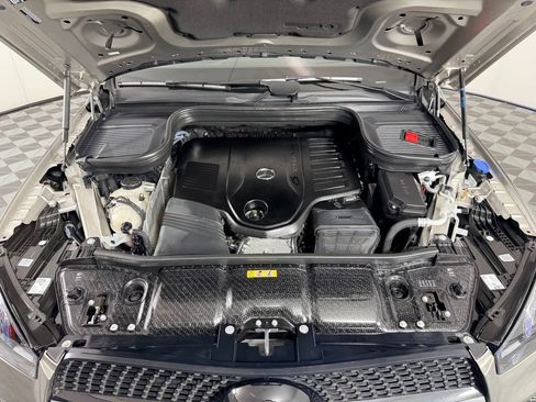 Used 2021 Mercedes-Benz GLE 450 4MATIC image 36