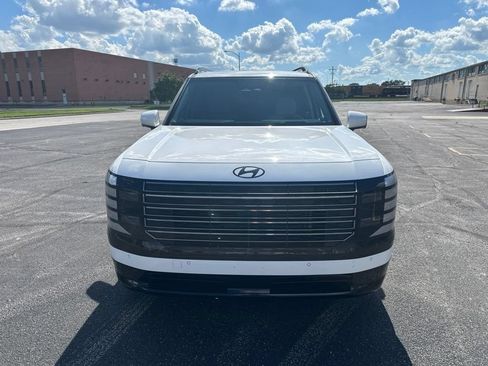 Used 2026 Hyundai Palisade Calligraphy AWD/4WD image 3