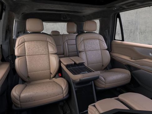New 2025 Lincoln Navigator Black Label image 11