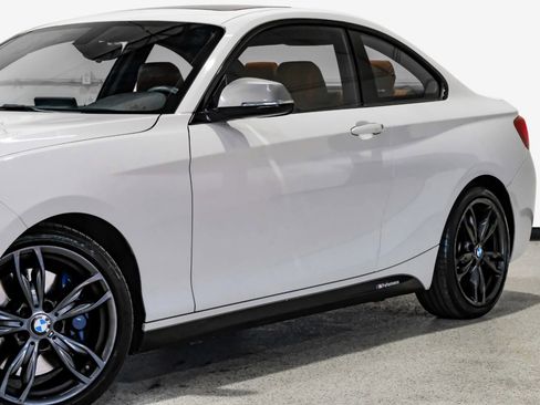Used 2016 BMW M235i xDrive Coupe image 11