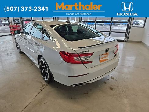 Used 2021 Honda Accord Sport image 3