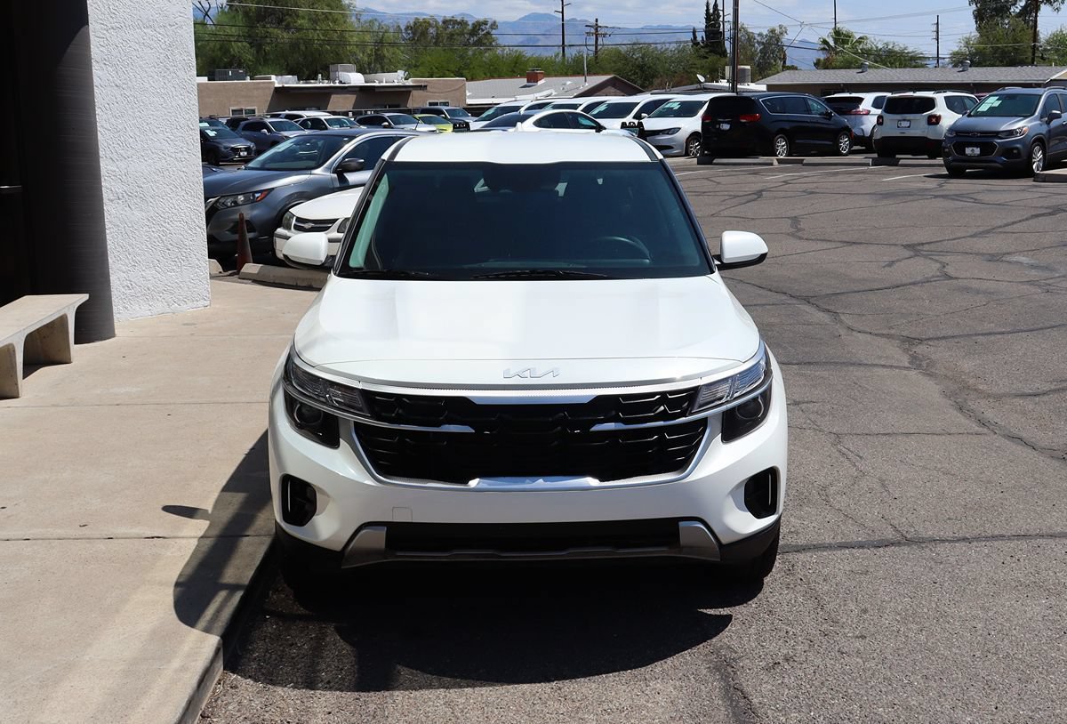 Used 2024 Kia Seltos LX AWD/4WD image 15