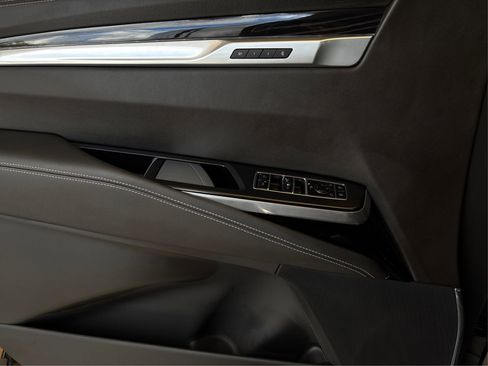 Used 2026 Cadillac Escalade Sport w/ LPO, ONYX Package image 21