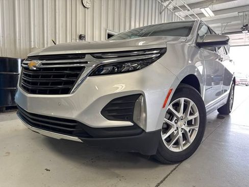 Used 2022 Chevrolet Equinox LT FWD image 27