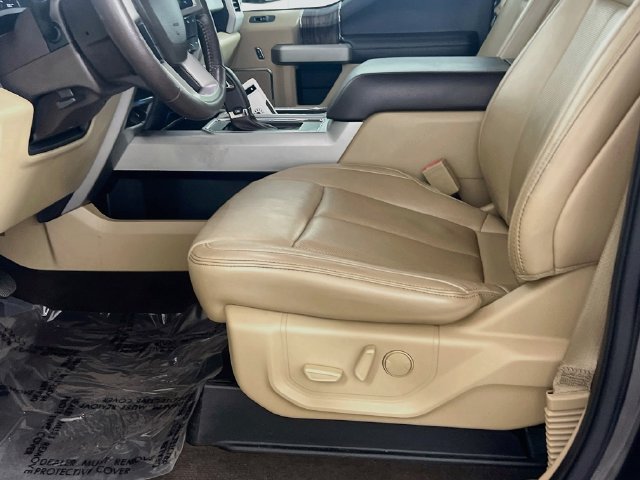 Used 2019 Ford F150 Lariat w/ Trailer Tow Package AWD/4WD image 15