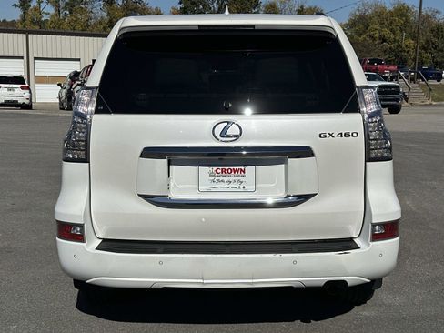 Used 2019 Lexus GX 460 image 5
