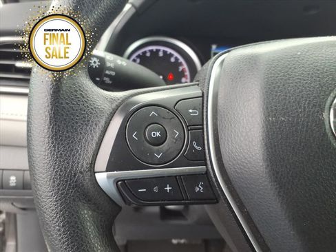 Used 2024 Toyota Camry LE image 12