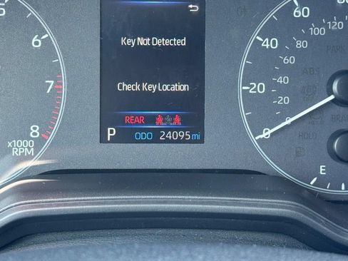 Used 2023 Toyota Corolla Cross LE w/ Moonroof Package AWD/4WD image 27