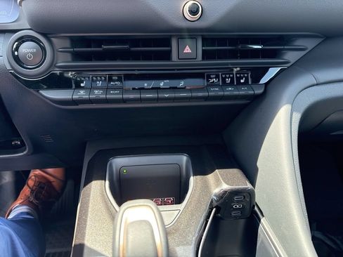 Used 2025 Toyota Crown Signia w/ Advanced Technology Package AWD/4WD image 38