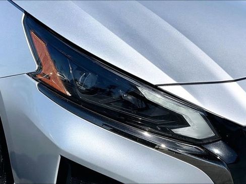 Certified 2024 Nissan Altima 2.5 SR image 29