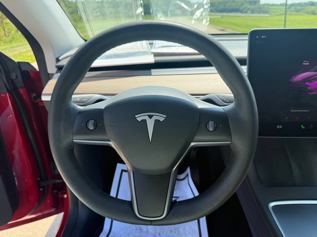 Used 2023 Tesla Model Y Long Range AWD/4WD image 31