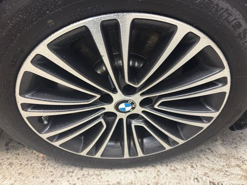 Used 2017 BMW 530i xDrive image 37