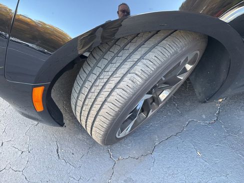 Certified 2023 Chevrolet Camaro LT image 14