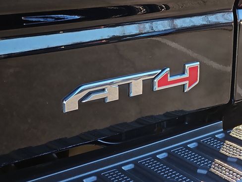 Used 2019 GMC Sierra 1500 AT4 w/ AT4 Premium Package image 31