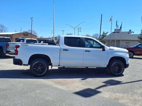 Used 2024 Chevrolet Silverado 1500 LT Trail Boss w/ Protection Package image 21