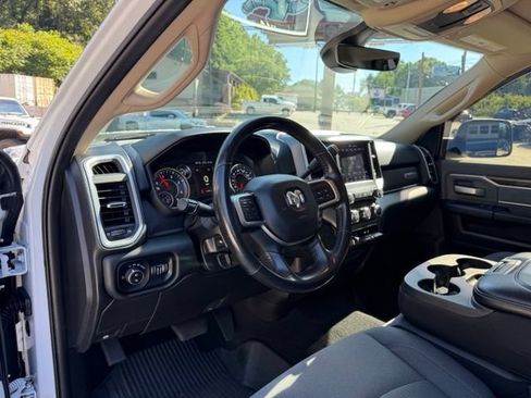 Used 2020 RAM 2500 Big Horn w/ Level 1 Equipment Group AWD/4WD image 24