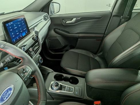 Used 2025 Ford Escape ST-Line AWD/4WD image 26