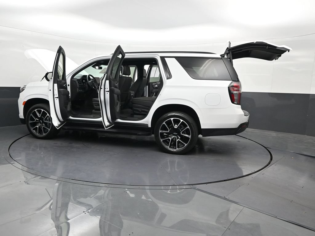 Used 2024 Chevrolet Tahoe RST RWD image 35
