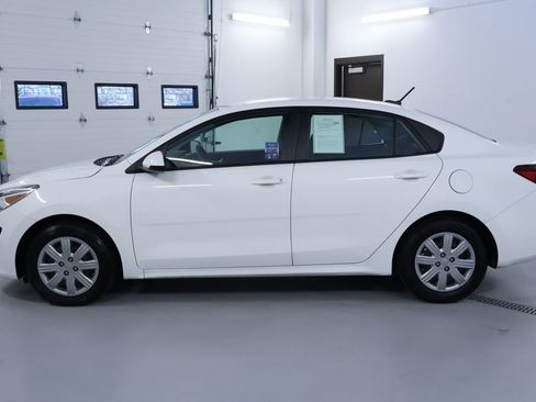 Used 2023 Kia Rio S image 4