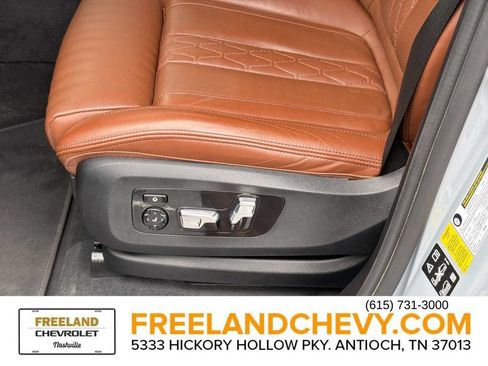 Used 2023 BMW X7 M60i w/ Executive Package AWD/4WD image 24