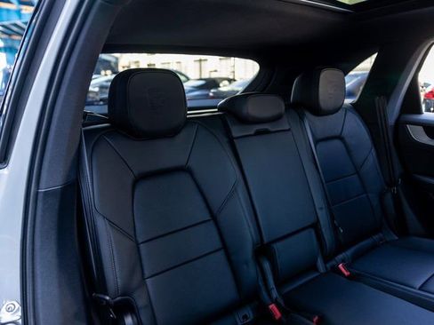 New 2026 Porsche Cayenne image 40