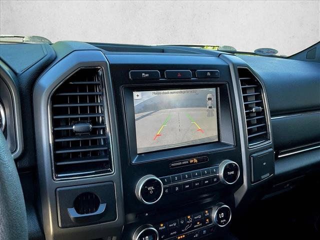 Used 2018 Ford Expedition XLT w/ Equipment Group 202A RWD image 19
