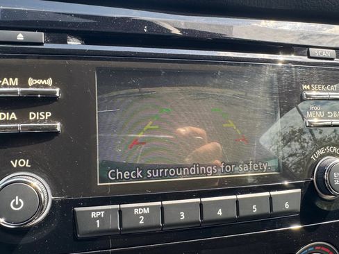 Used 2018 Nissan Rogue Sport S w/ S Appearance Package FWD image 24