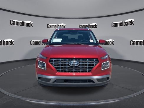 New 2025 Hyundai Venue Limited image 2