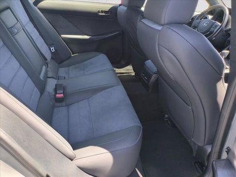 Used 2022 Lexus IS 500 RWD image 21