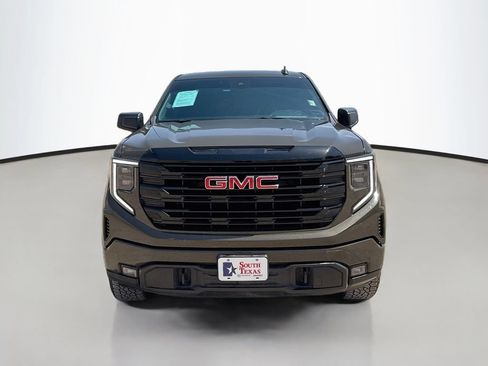 Used 2023 GMC Sierra 1500 Elevation w/ X31 Off-Road Package AWD/4WD image 2