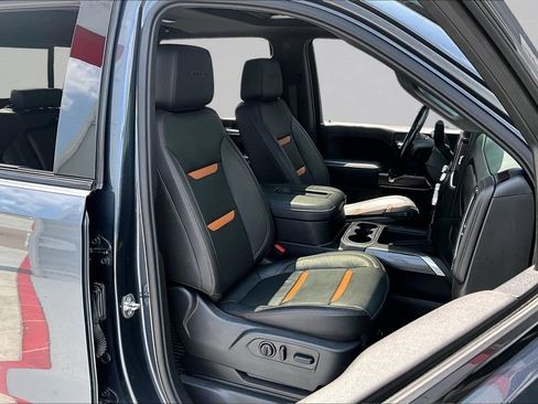 Used 2021 GMC Sierra 1500 AT4 w/ AT4 Value Package AWD/4WD image 30