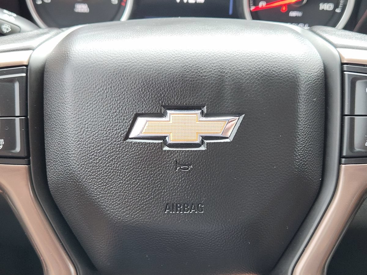 Used 2022 Chevrolet Silverado 2500 High Country AWD/4WD image 47