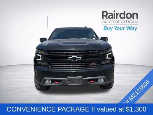Used 2021 Chevrolet Silverado 1500 LT Trail Boss w/ Convenience Package II AWD/4WD image 2