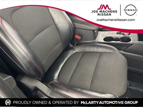 Used 2024 Ford Escape ST-Line image 25