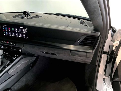 Used 2022 Porsche 911 GT3 image 23