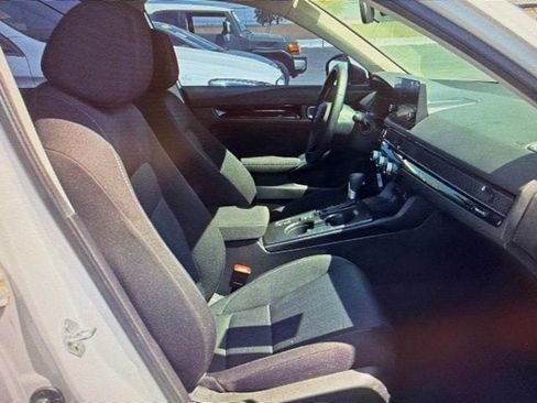 Used 2024 Honda Civic EX image 12