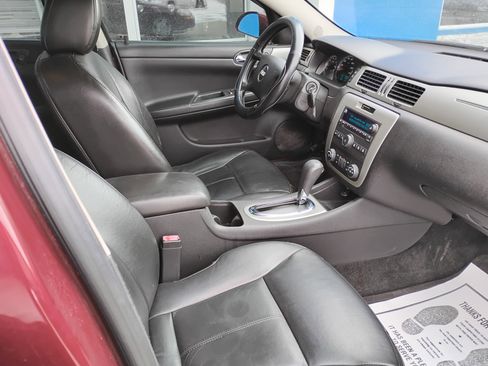 Used 2009 Chevrolet Impala SS w/ Convenience Package image 9