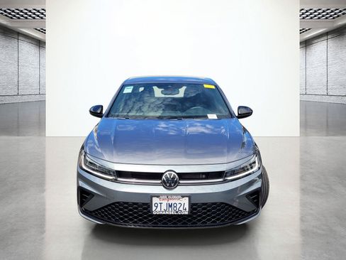 Certified 2025 Volkswagen Jetta Sport FWD image 4