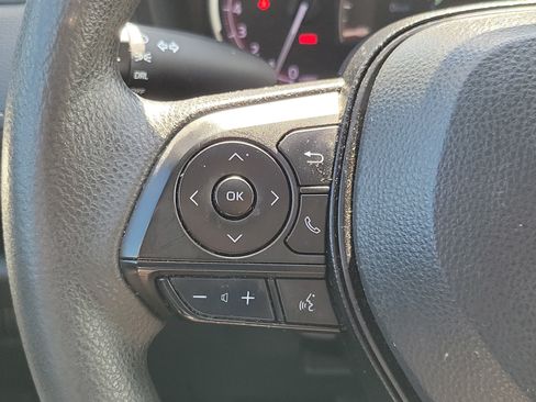 Used 2023 Toyota RAV4 LE FWD image 25