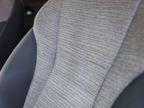 Used 2023 Nissan Rogue SV FWD image 24
