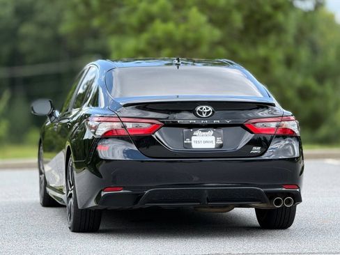 Used 2021 Toyota Camry SE AWD/4WD image 5