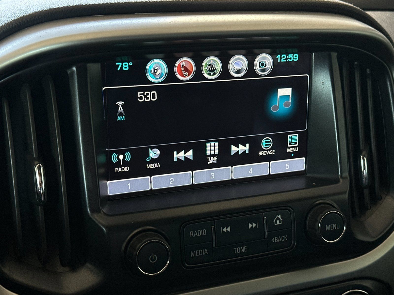 Used 2018 Chevrolet Colorado ZR2 AWD/4WD image 15