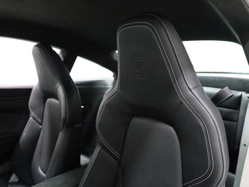 Certified 2025 Porsche 911 Carrera RWD image 19