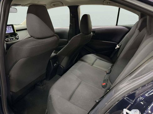 Used 2023 Toyota Corolla LE w/ Carpet Mat Package (TMS) FWD image 31