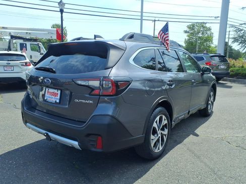 Used 2020 Subaru Outback Limited AWD/4WD image 2