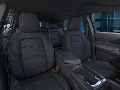 New 2026 Chevrolet Equinox EV LT image 16