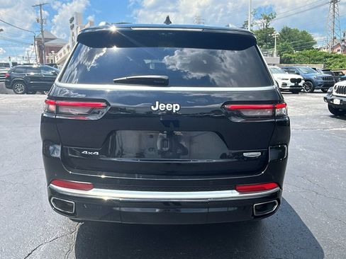 Used 2023 Jeep Grand Cherokee L Summit AWD/4WD image 6